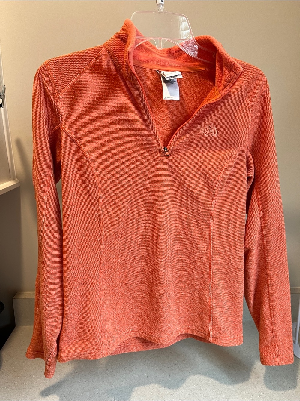 The North Face Women's Heathered Orange Half-Zip Pullover